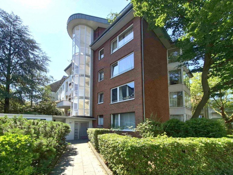Hausansicht 1 D�sseldorf - D�sseltal Erdgeschosswohnung Gro�z�gig geschnittene 2-Zimmer-Wohnung in D�sseldorf D�sseltal
