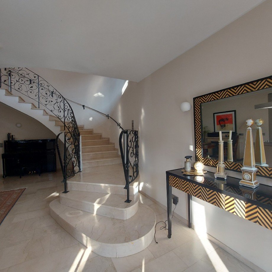  Maisonettewohnung D�sseldorf