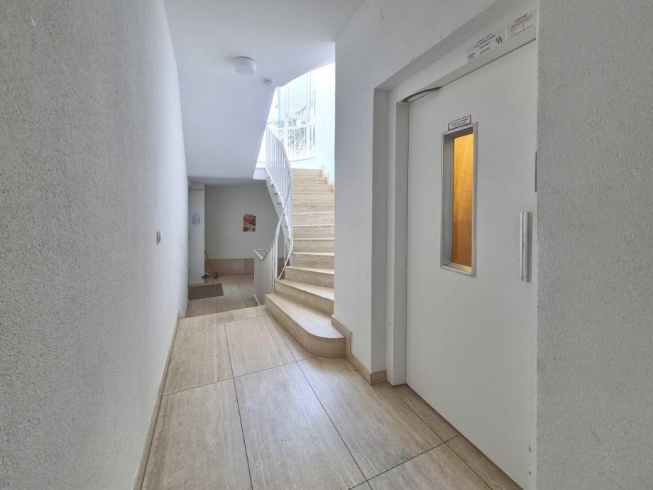 Hausflur Erdgeschosswohnung D�sseldorf