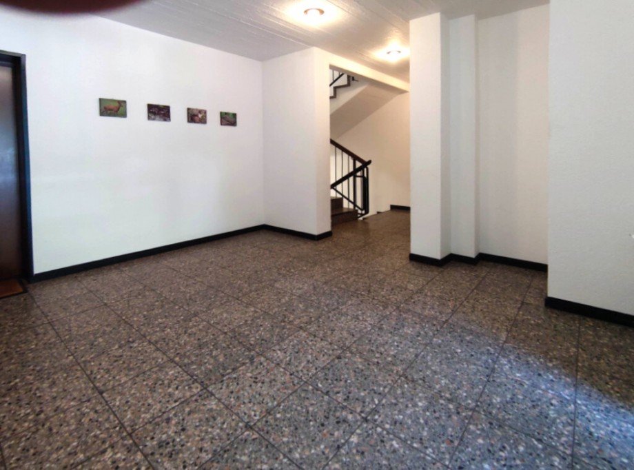 Treppenhaus Etagenwohnung D�sseldorf