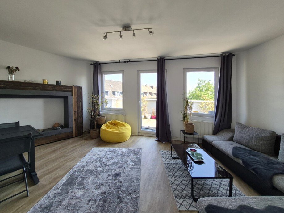 Wohnzimmer Dachgeschosswohnung D�sseldorf