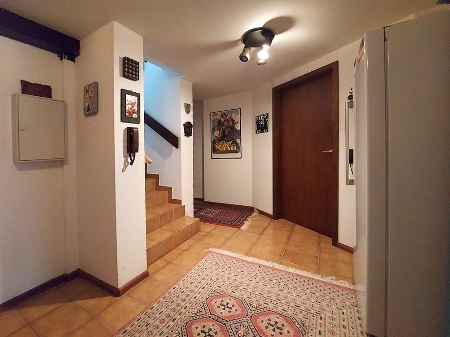 Souterrain-Flur Einfamilienhaus Schwalbach