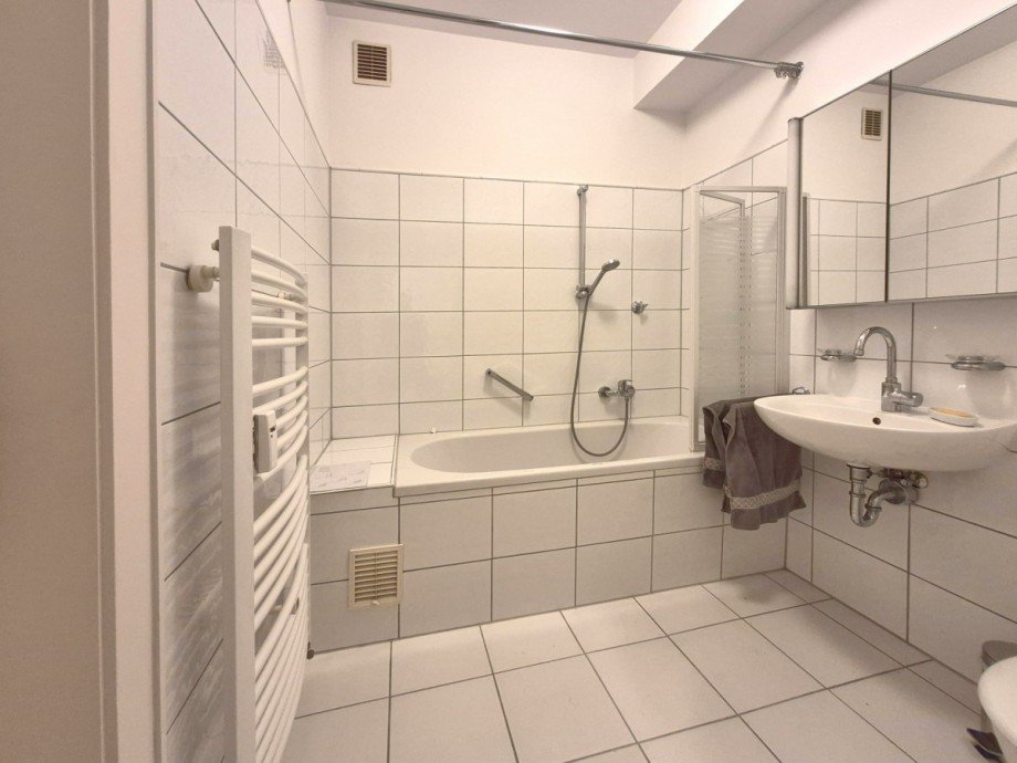 Bad Erdgeschosswohnung D�sseldorf