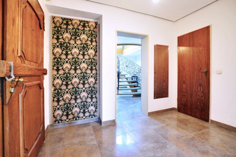 Wohnungseingangsbereich Maisonettewohnung D�sseldorf